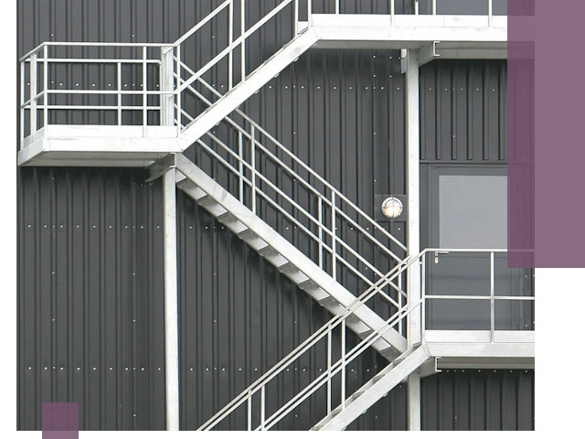 Изготовление и монтаж пожарных лестниц в Лесне быстро и надежно