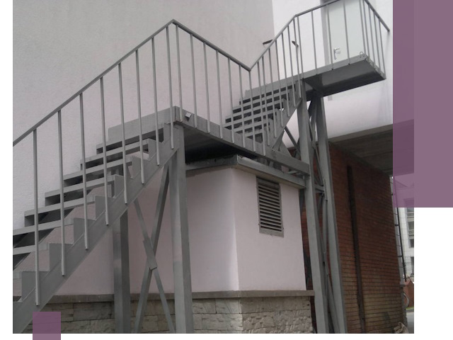 Монтаж пожарных лестниц под ключ в Лесне с гарантией качества