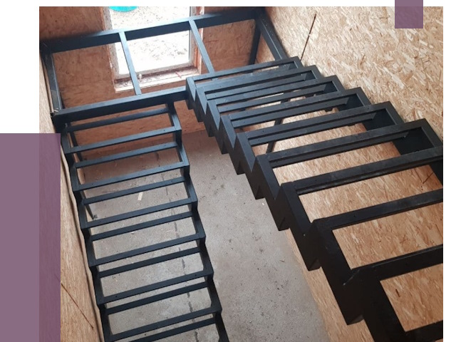 Демонтаж лестниц на металлокаркасе в Лесне от 7484 руб. за м²