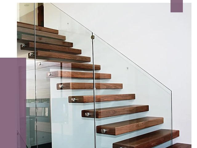 Стеклянные перила для лестницы в Лесне от 15073 руб.