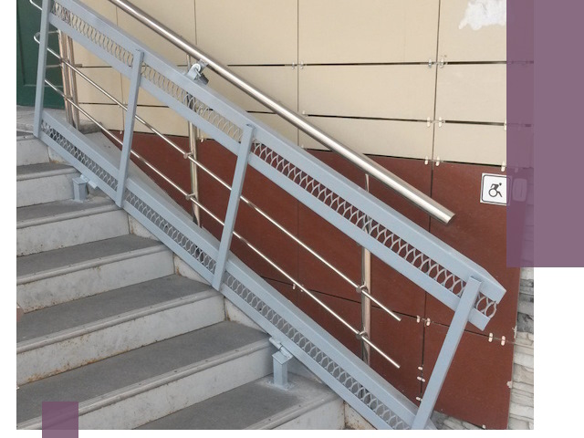 Изготовление откидных пандусов под ключ в Лесне