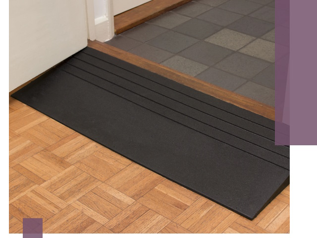 Резиновые пандусы для доступа и безопасности в Лесне