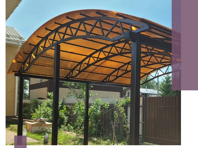 Изготовление навесов под ключ в Лесне из качественных материалов