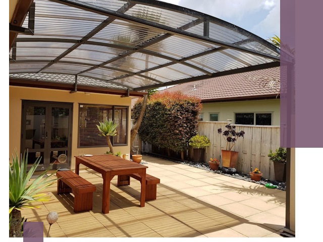 Навесы во двор под ключ в Лесне — изготовление и монтаж