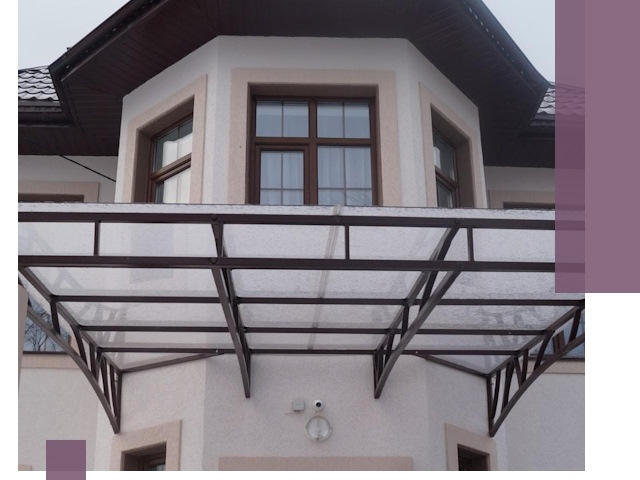 Козырьки из поликарбоната под ключ в Лесне