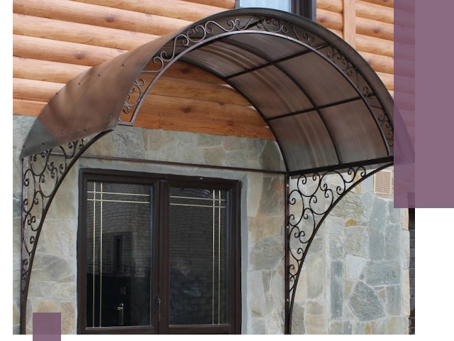 Арочные козырьки под ключ в Лесне: изготовление и монтаж