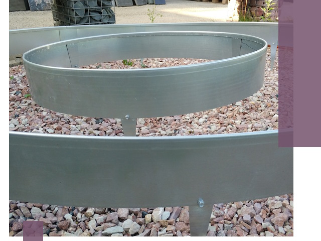 Нержавеющие бордюры под ключ в Лесне — изготовление и монтаж