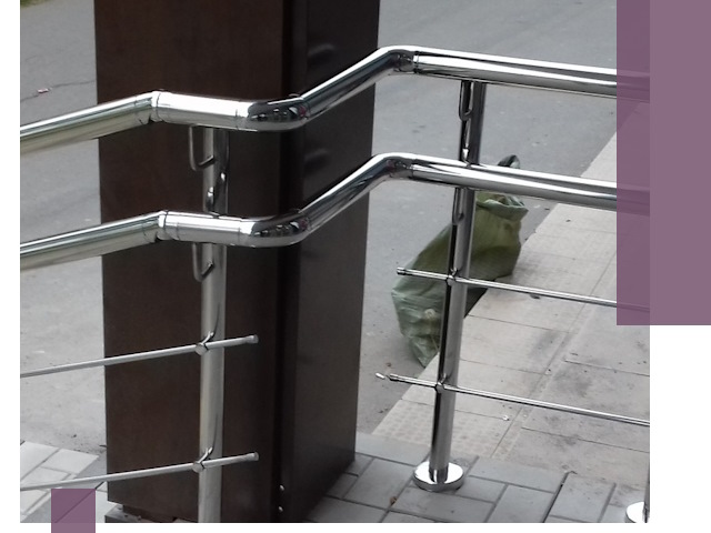 Монтаж поручней из нержавеющей стали в Лесне качественно и быстро